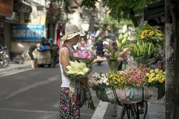 Xu hướng 4 kiểu áo sơ mi dìm dáng, xỉn: Hotspot Matrix tiết lộ bí quyết video viral